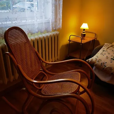 Babuszka Prl-Lozka Apartment Mragowo