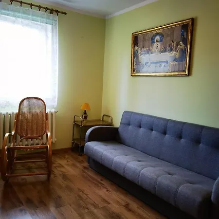 Babuszka Prl-Lozka Apartment Mragowo